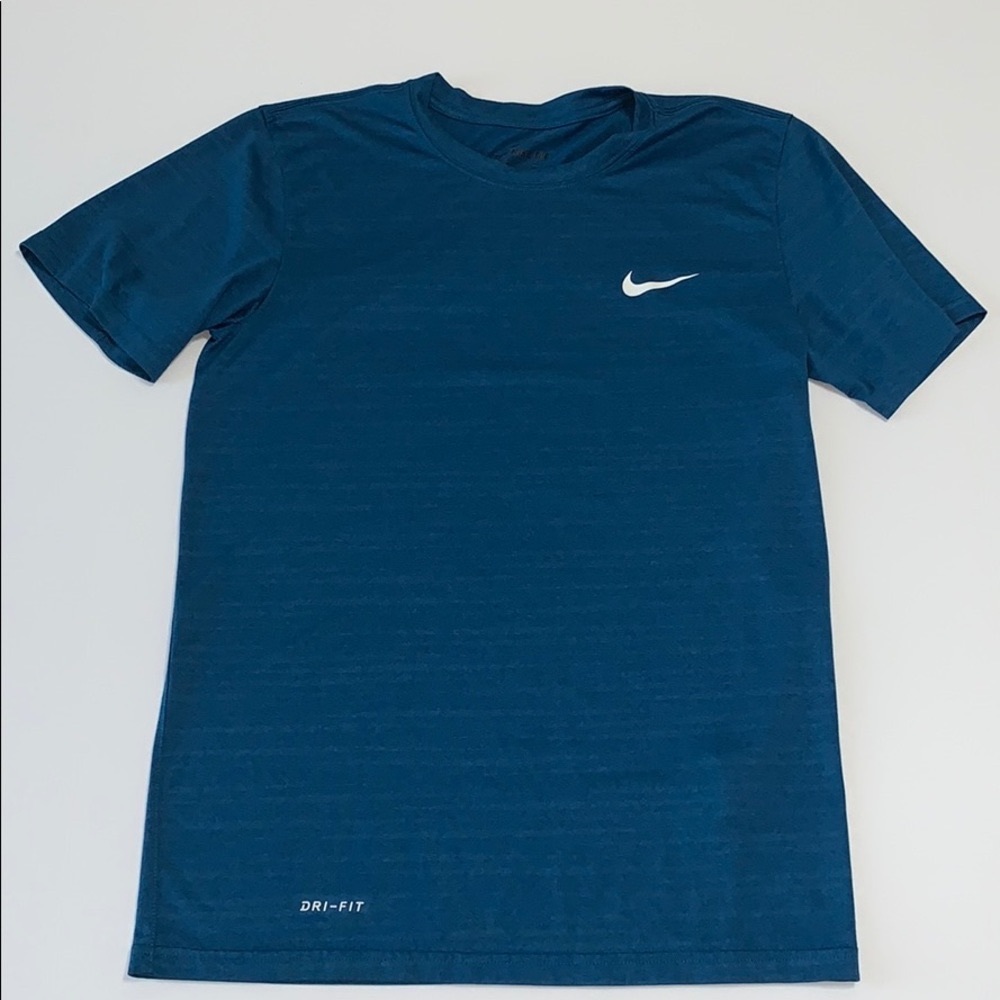 Nike Men’s Blue Short Sleeve Dri-Fit Tee Shirt, Small